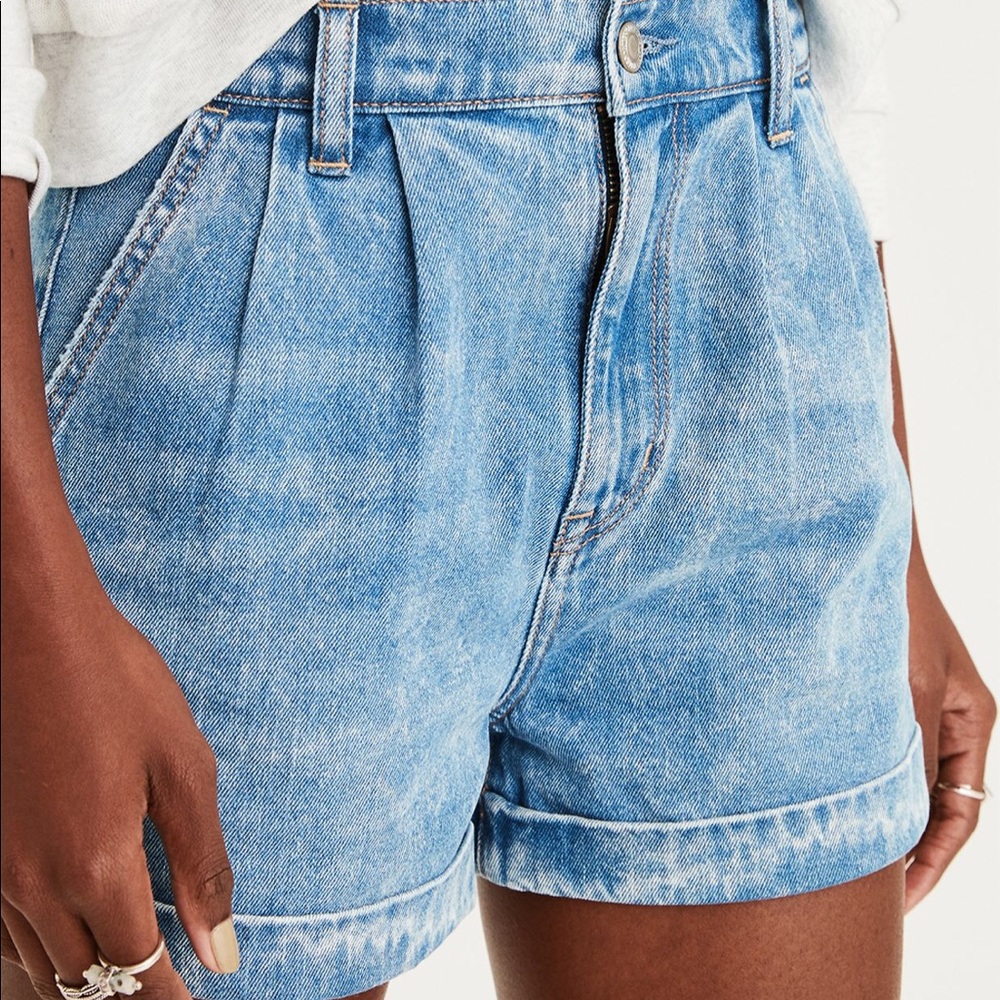 AE “Denim Mom Shorts” NWT